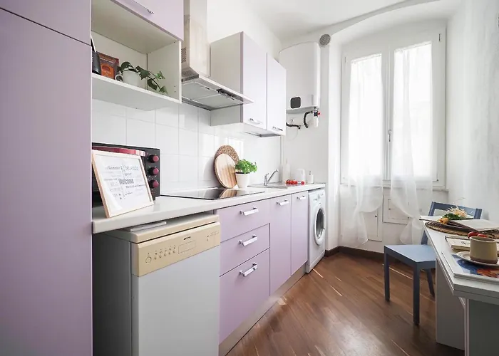 La Malva - L'opera Group لا سبيتسْيا